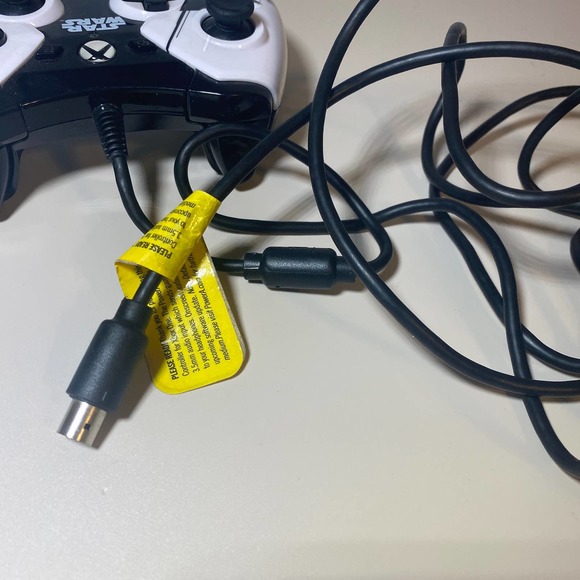 XBOX Power A Star Wars Stormtrooper Xbox One Gamepad Controller - Picture 4 of 5